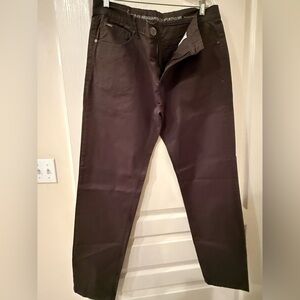 V 1969 Italia Men's Straight Fit green Jeans - Reliable Everyday Wear